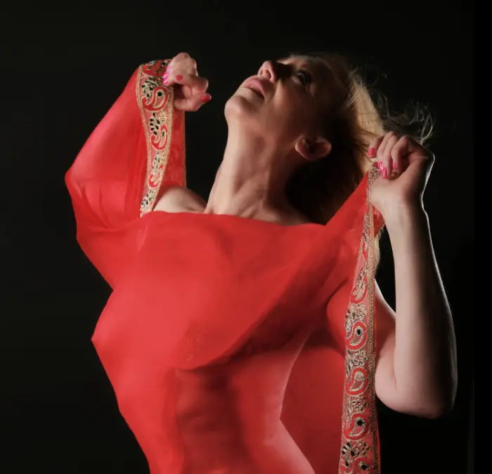 Boudoir Posing Guide: Top 5 Tips For Posing!