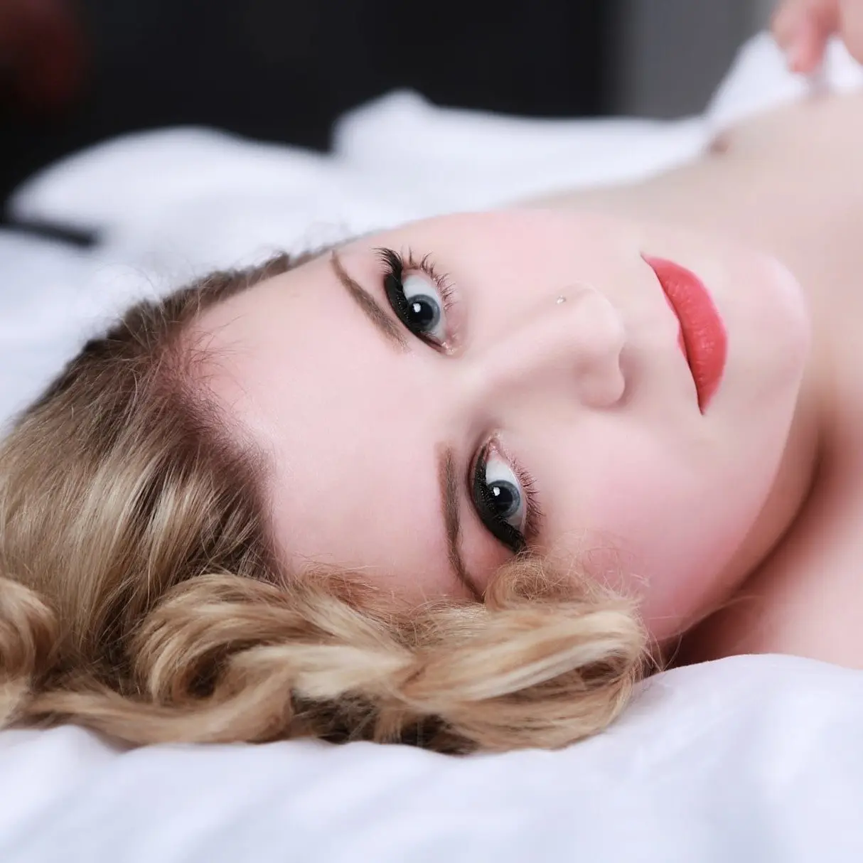 16 Things I Wish I Knew Before My Boudoir Experience